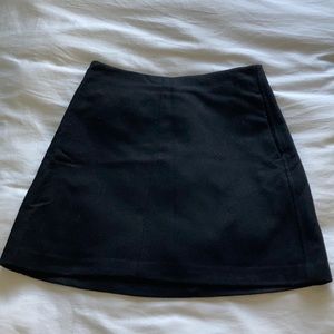 Aritzia Wilfred double lined wool skirt in black